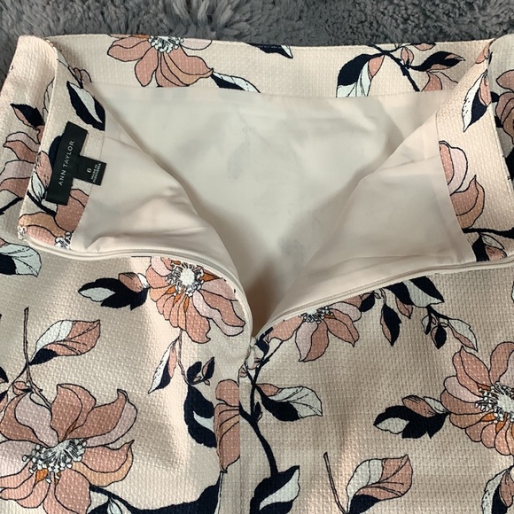 Ann Taylor lily Pencil Skirt -NEW Size 6 - Picture 5 of 6